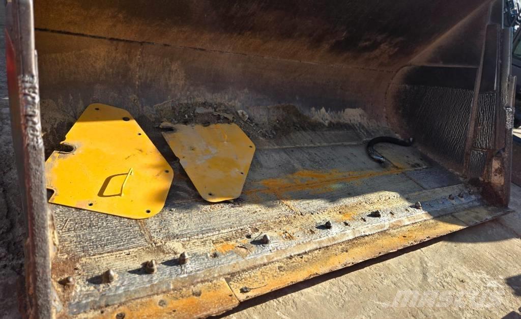 Volvo L 150 G لوادر بعجل