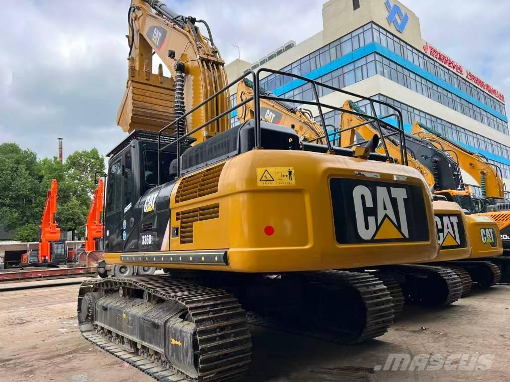 CAT 336D2 حفارات زحافة