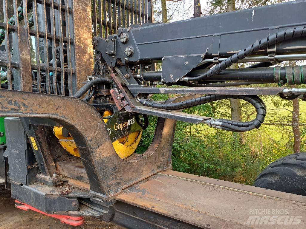 John Deere 1010E شاحنات