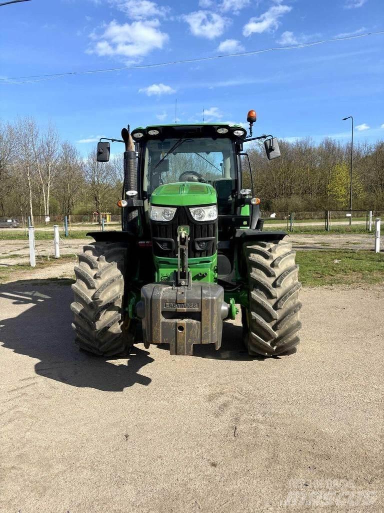 John Deere 6150R الجرارات