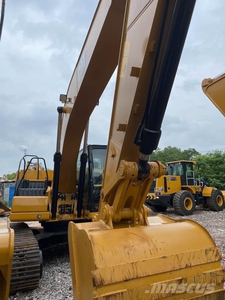 CAT 323GX حفارات وسط 7 طن - 12 طن