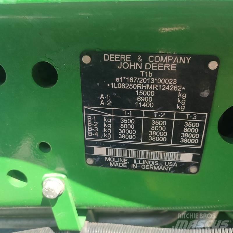 John Deere 6250R الجرارات