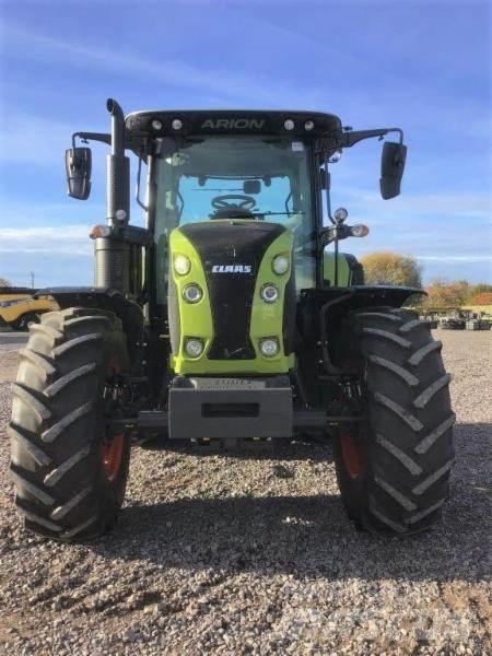 CLAAS ARION 530 الجرارات