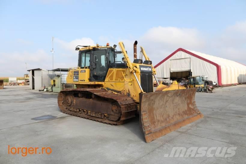 Komatsu D 65 PX-18 بلدوزرات مجنزرة