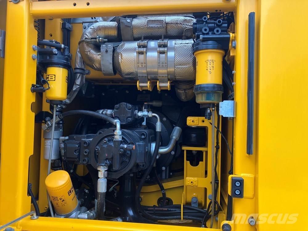 JCB 220X حفارات زحافة