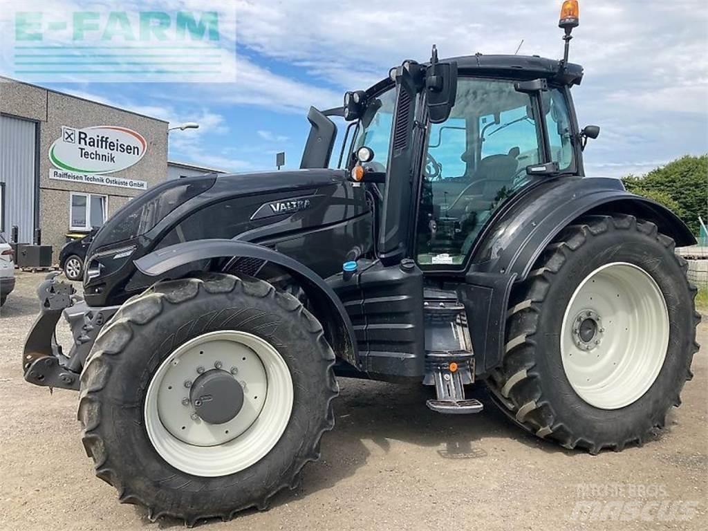 Valtra t254a mr19 الجرارات