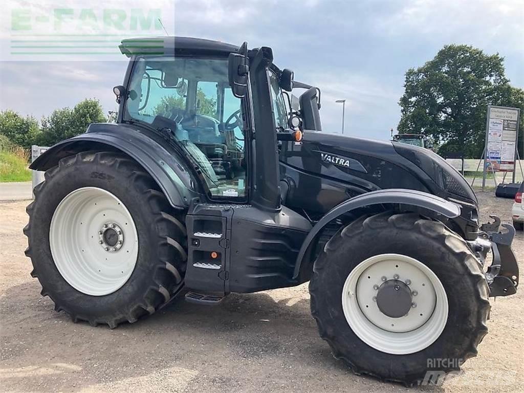 Valtra t254a mr19 الجرارات