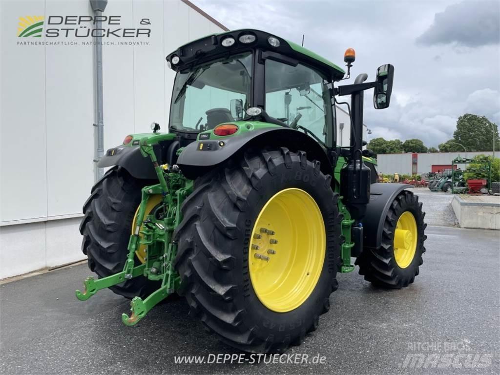 John Deere 6155R الجرارات