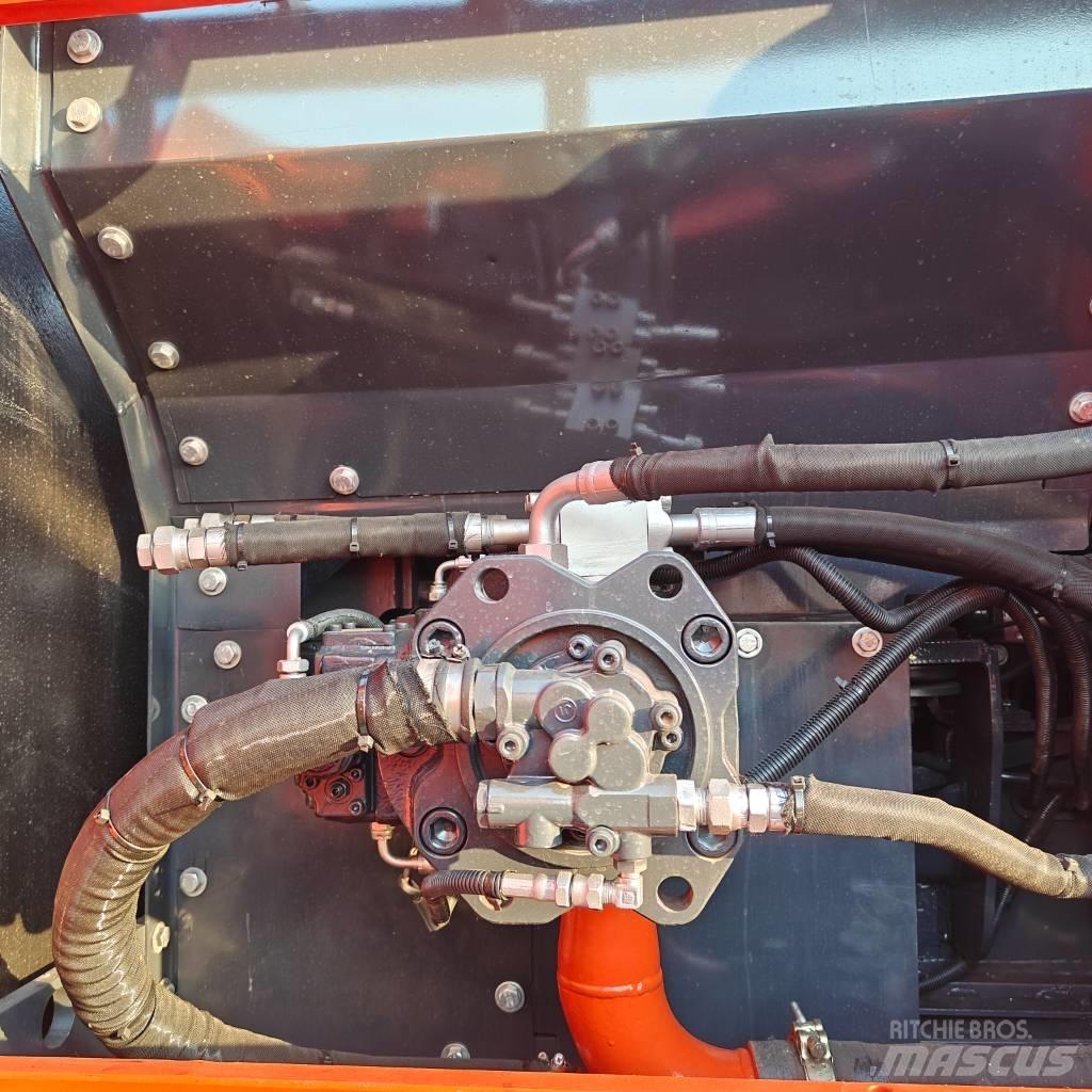 Doosan DX225LC-9C حفارات زحافة