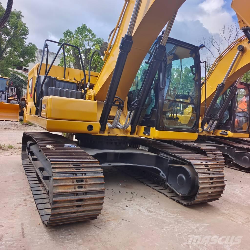 CAT 320 GC حفارات زحافة