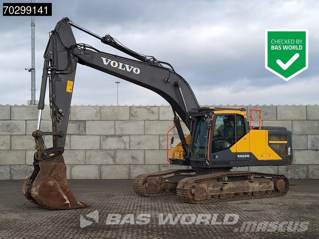 Volvo EC250 E L حفارات زحافة
