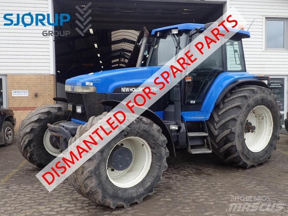 New Holland 8870 A الجرارات
