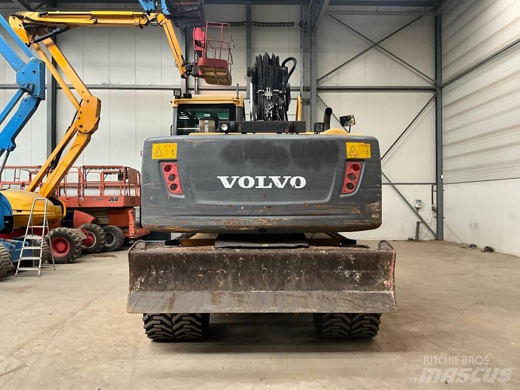 Volvo EW 160 C حفارات بعجل