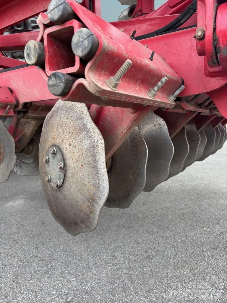 Horsch Joker 10 RT زحافات ساحقة
