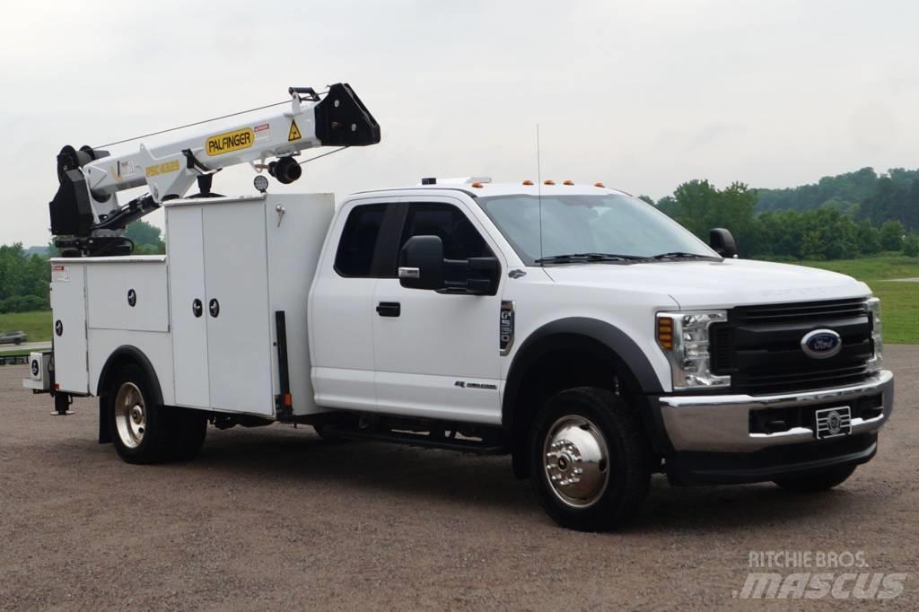 Ford F 550 XL SD رافعات مجنزرة