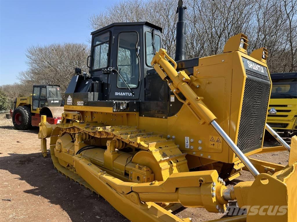 Shantui SD 22 بلدوزرات مجنزرة