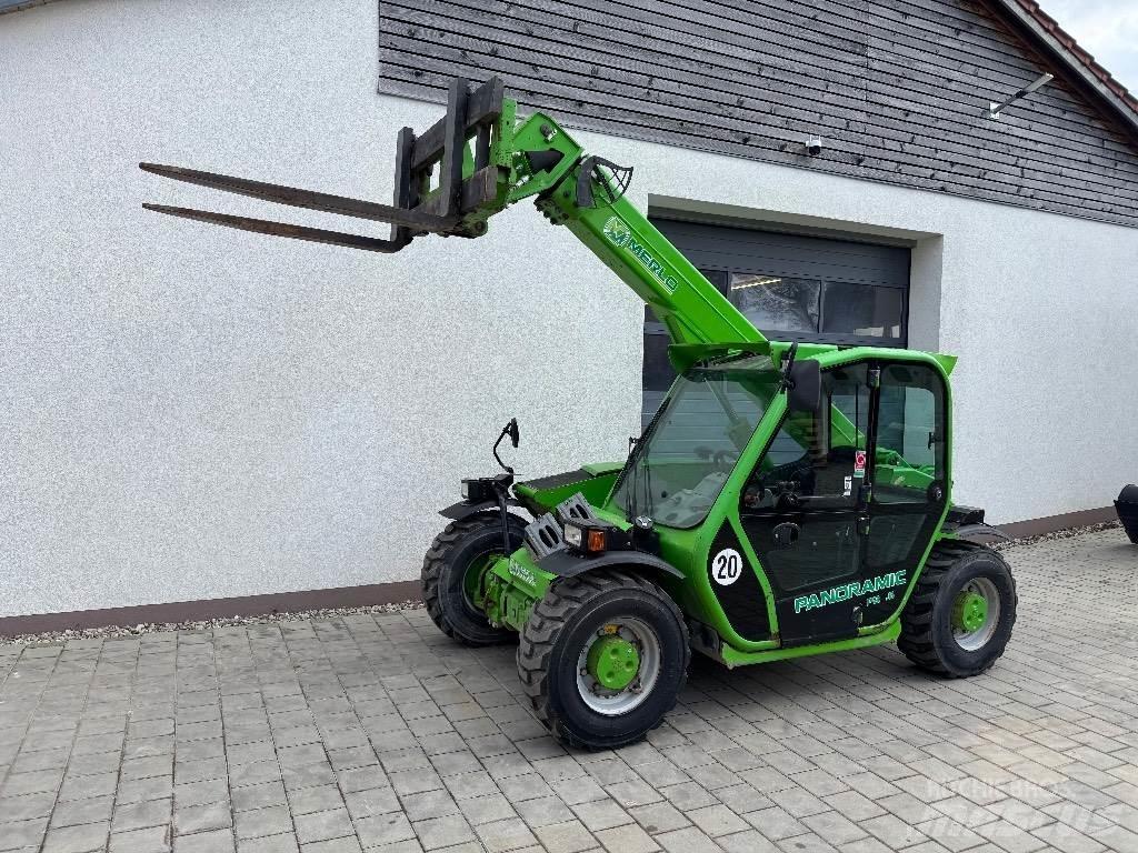Merlo P 25.6 مناولات متداخلة