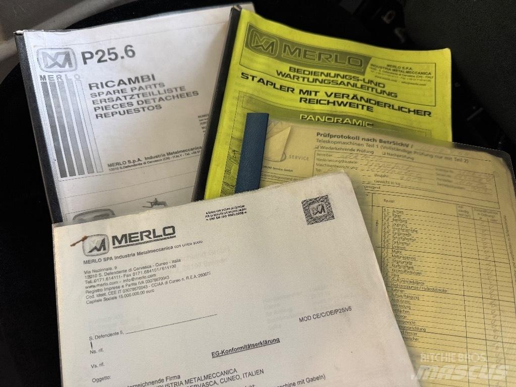 Merlo P 25.6 مناولات متداخلة