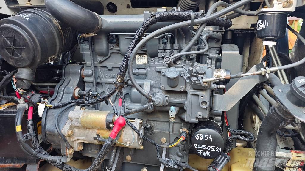 Bobcat S 530 لوادر انزلاقية التوجيه