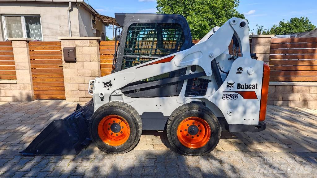 Bobcat S 530 لوادر انزلاقية التوجيه