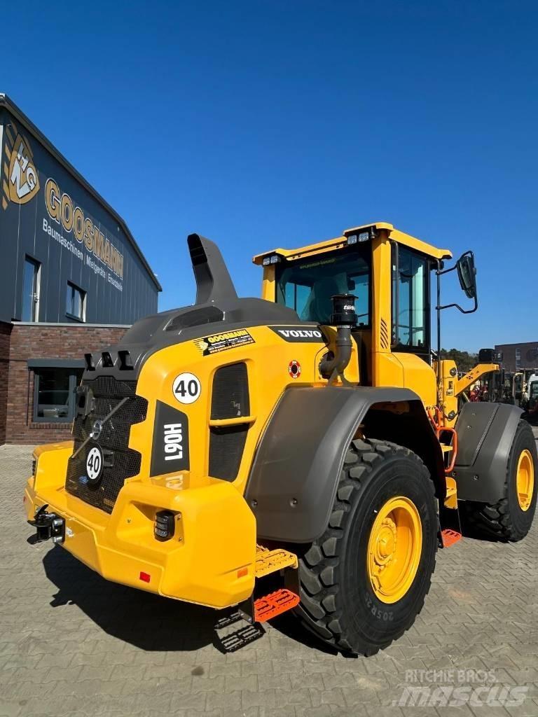 Volvo L 90 H لوادر بعجل