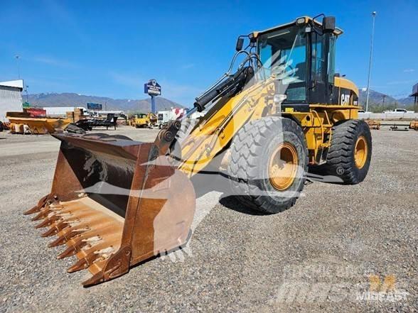 CAT 930G لوادر بعجل