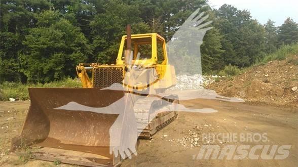 John Deere 855 لوادر زحافة