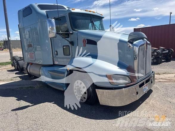 Kenworth T660 وحدات الجر