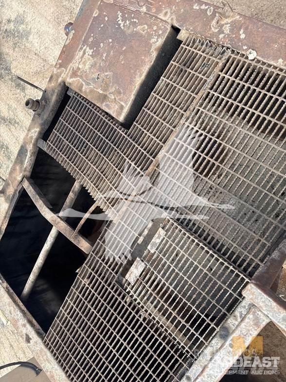  MUD TANK أخرى