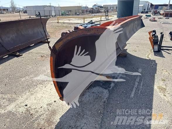  SNOW PLOW أخرى
