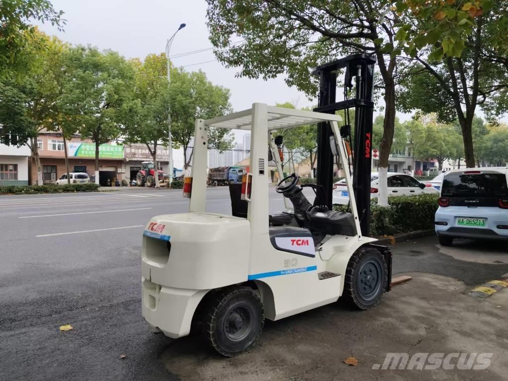 TCM 3t شاحنات الديزل