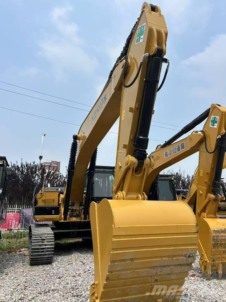 CAT 329 D حفارات زحافة