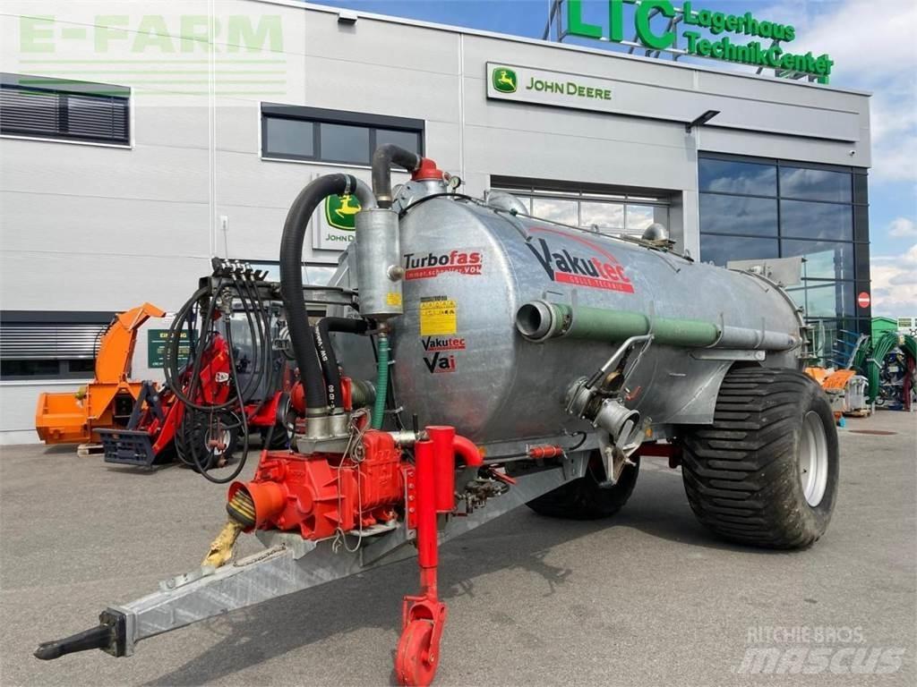  VA-T 8300 معدات توزيع السماد العضوي
