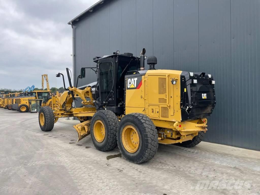 CAT 140M3 AWD معدات تمهيد الطرق