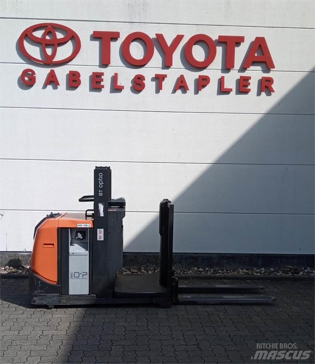 Toyota OSE100 رافعة منخفضة المستوى ذات منصة