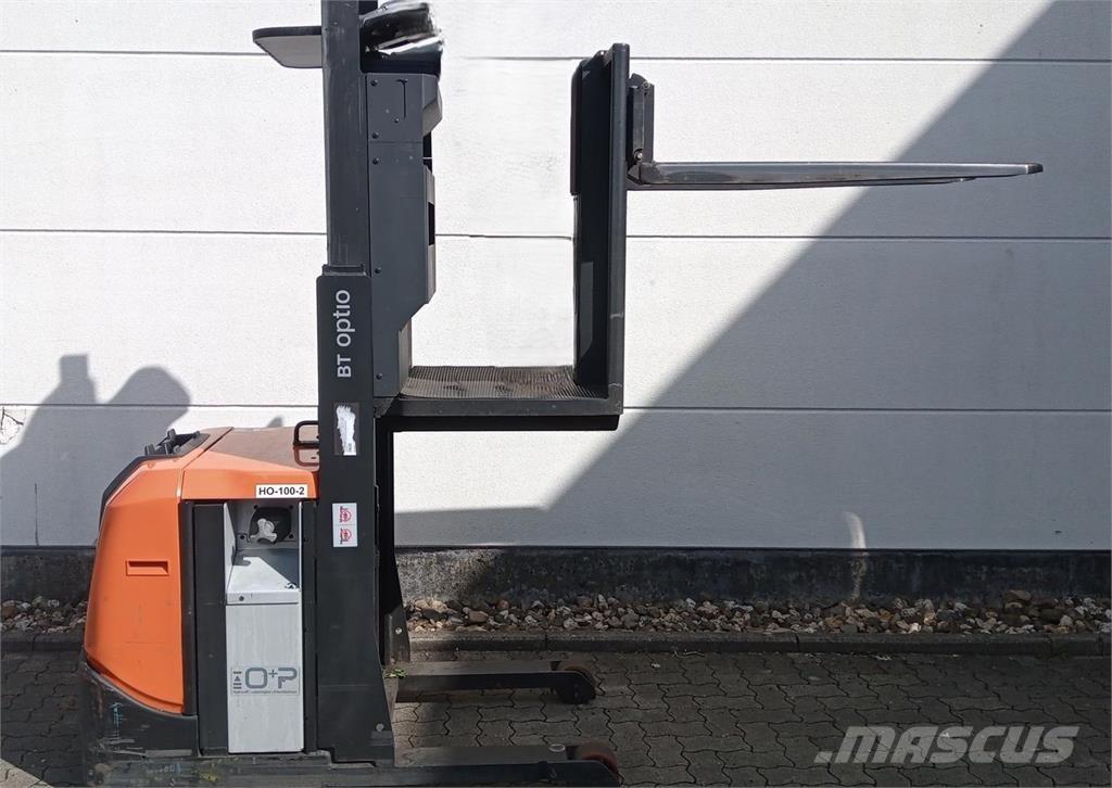 Toyota OSE100 شاحنات مناولة ذاتية الدفع