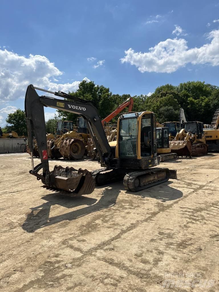 Volvo ECR 58 PLUS حفارات وسط 7 طن - 12 طن