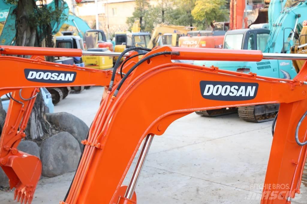 Doosan DH 60-7 حفارات صغيرة أقل من 7 طن (حفارات صغيرة)