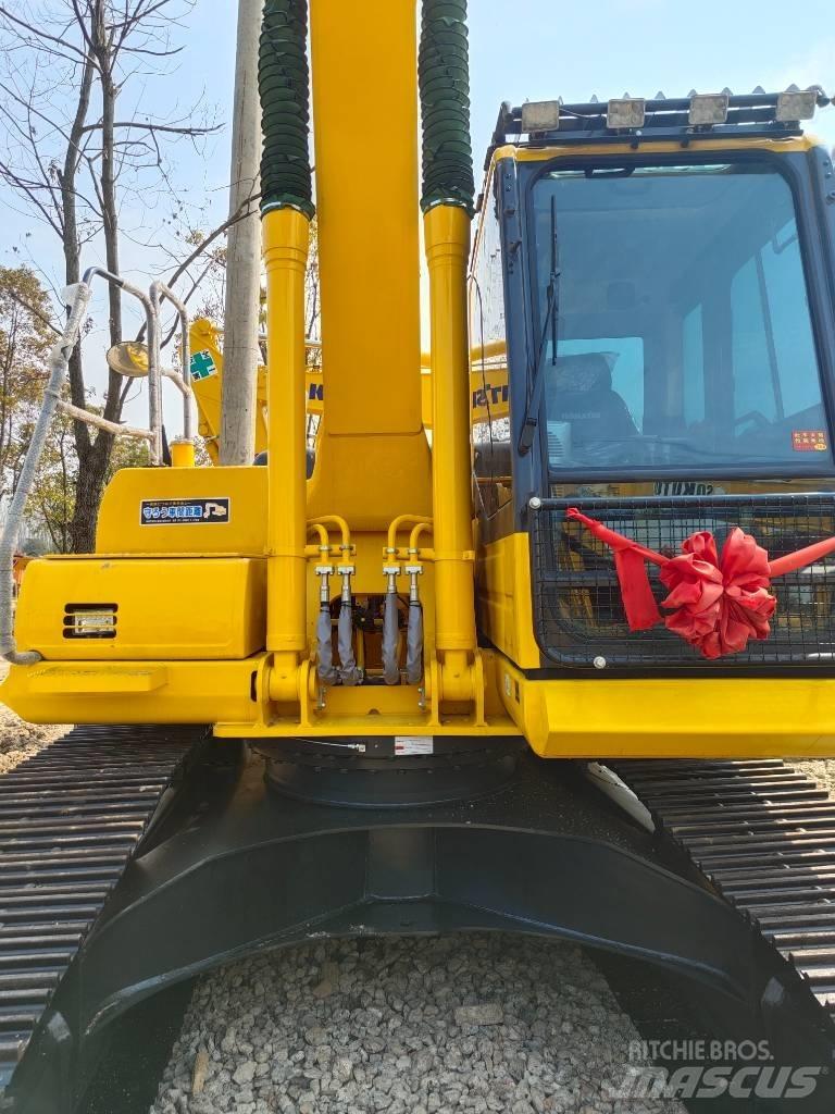 Komatsu PC 200 LC-8 حفارات زحافة