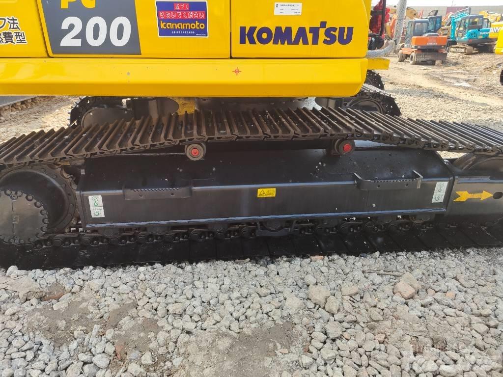Komatsu PC 200 LC-8 حفارات زحافة