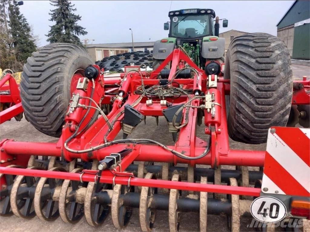 Horsch Joker 12 RT زحافات ساحقة
