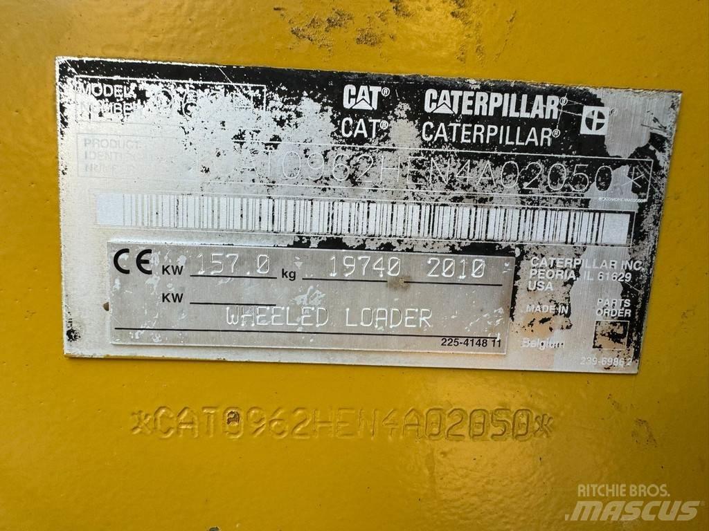 CAT 962H لوادر بعجل