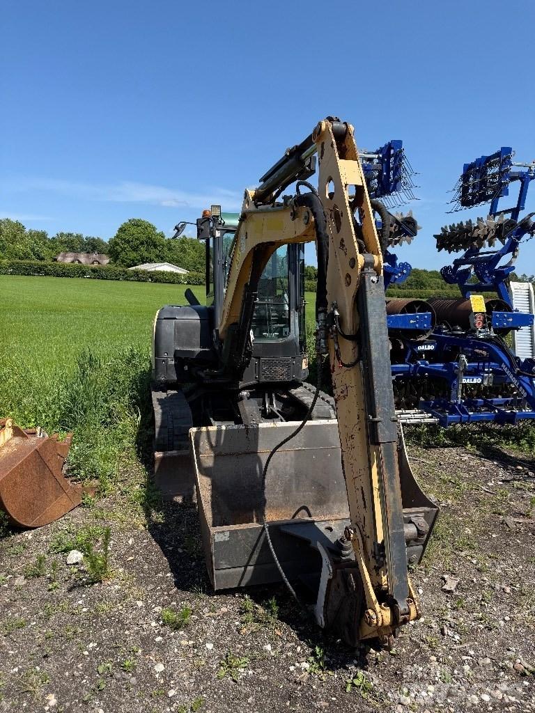 Yanmar Vio 50 U حفارات صغيرة أقل من 7 طن (حفارات صغيرة)