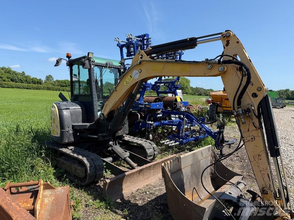 Yanmar Vio 50 U حفارات صغيرة أقل من 7 طن (حفارات صغيرة)
