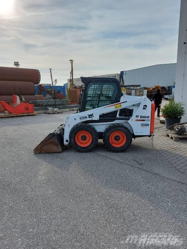 Bobcat S 450 لوادر انزلاقية التوجيه