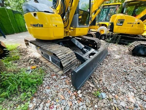 Komatsu PC78US-11 حفارات وسط 7 طن - 12 طن
