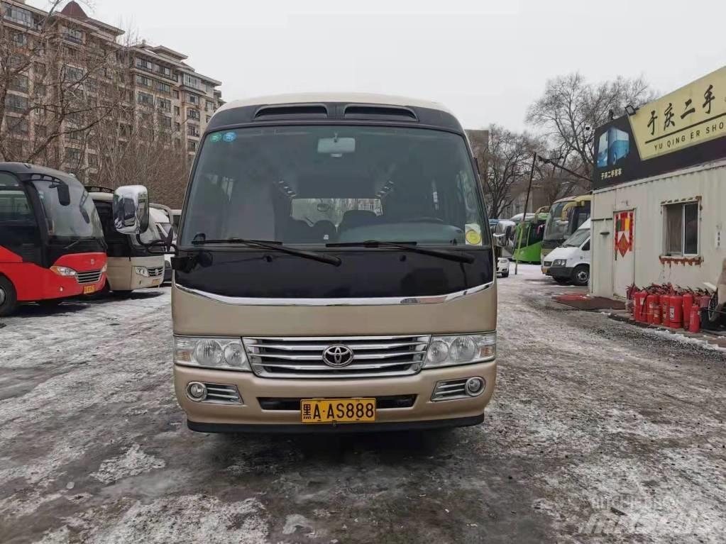 Toyota Coaster Bus حافلة صغيرة