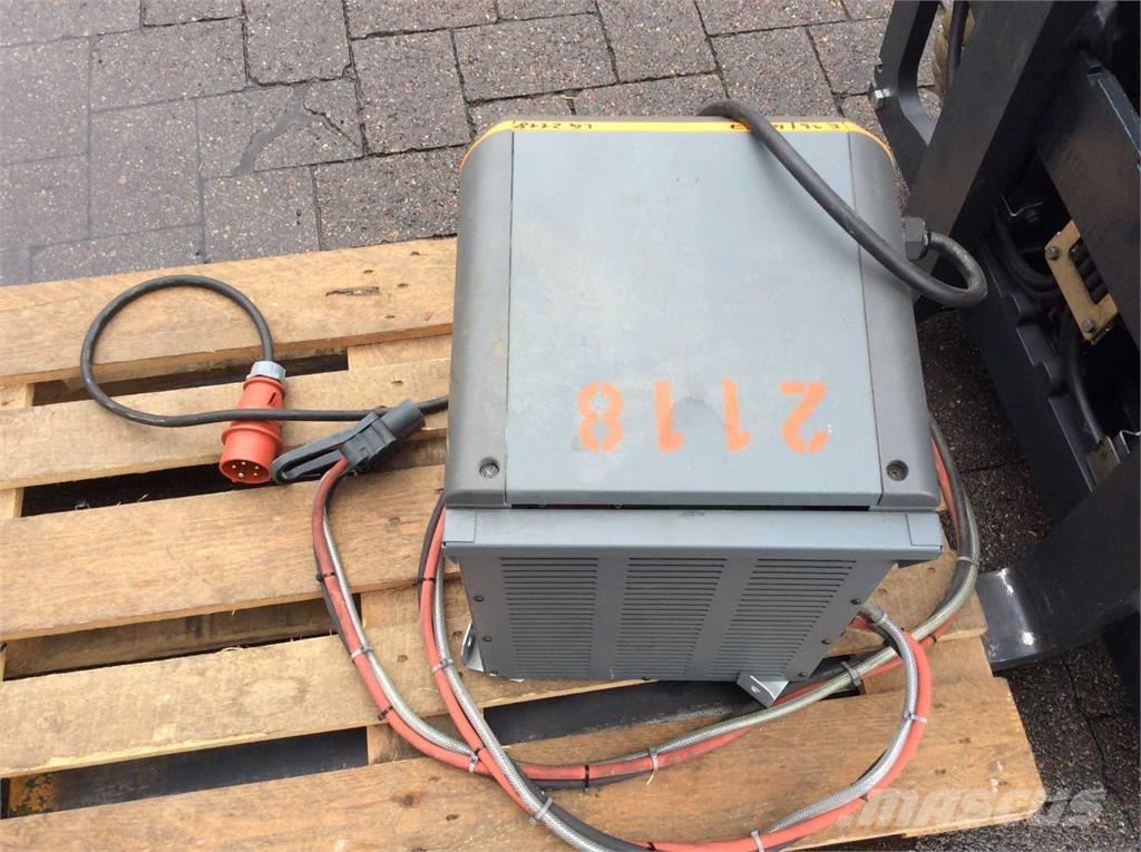 Linde E16 شاحنات ذات رافعات شوكية تعمل بالكهرباء