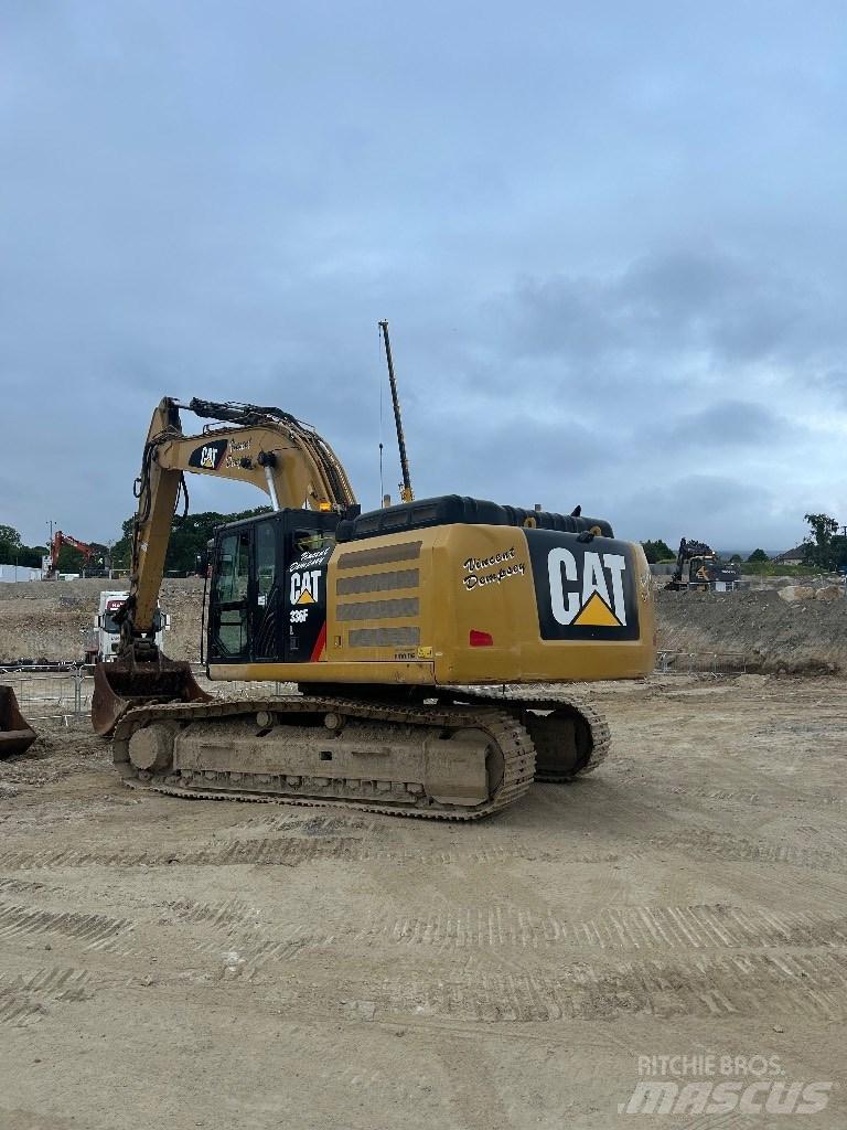 CAT 336F حفارات زحافة