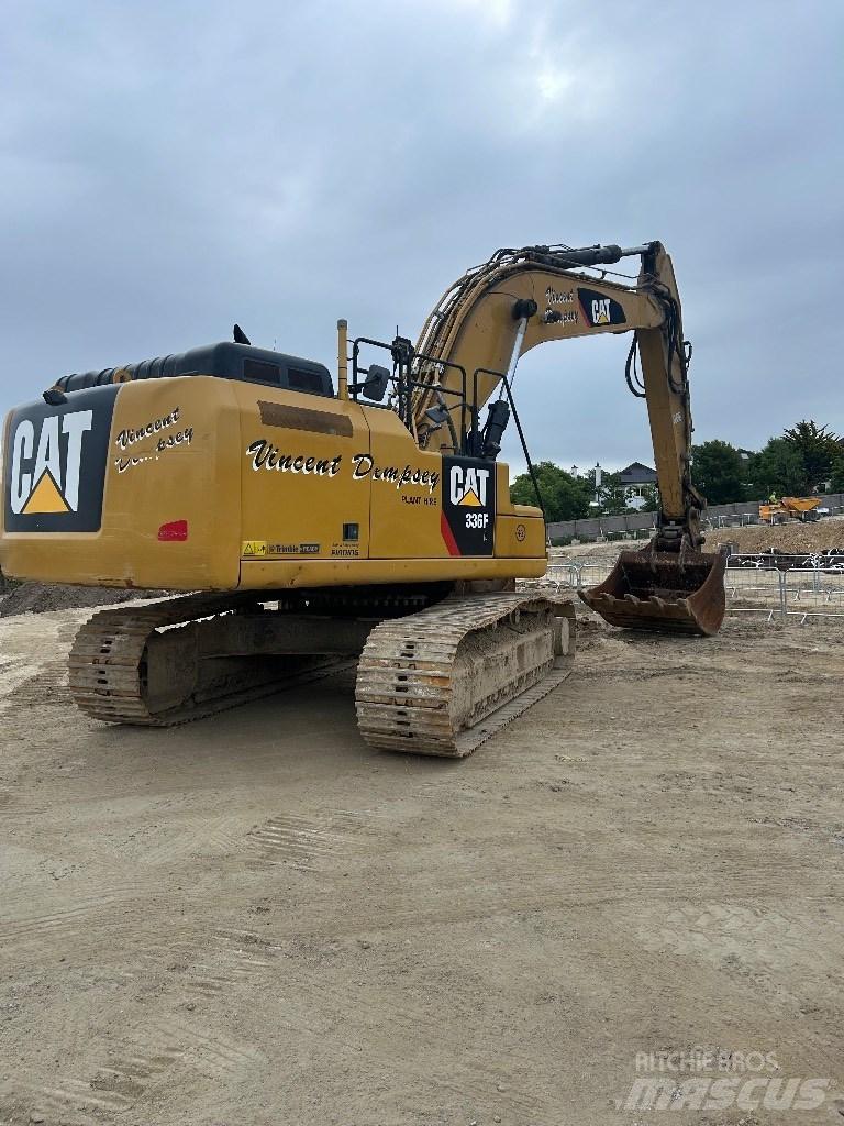 CAT 336F حفارات زحافة